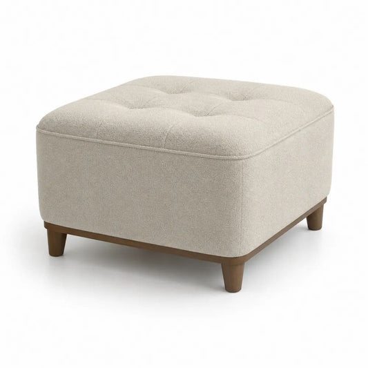 Pouf repose-pieds carré en tissu bouclé crème avec pieds en bois marron, 60 × 60 × 43 cm